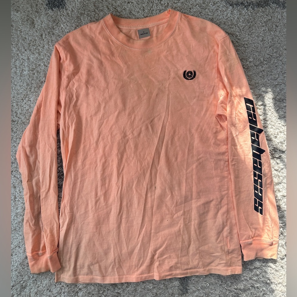 adidas Yeezy Calabasas Long Sleeves Tee
Neon Orange.